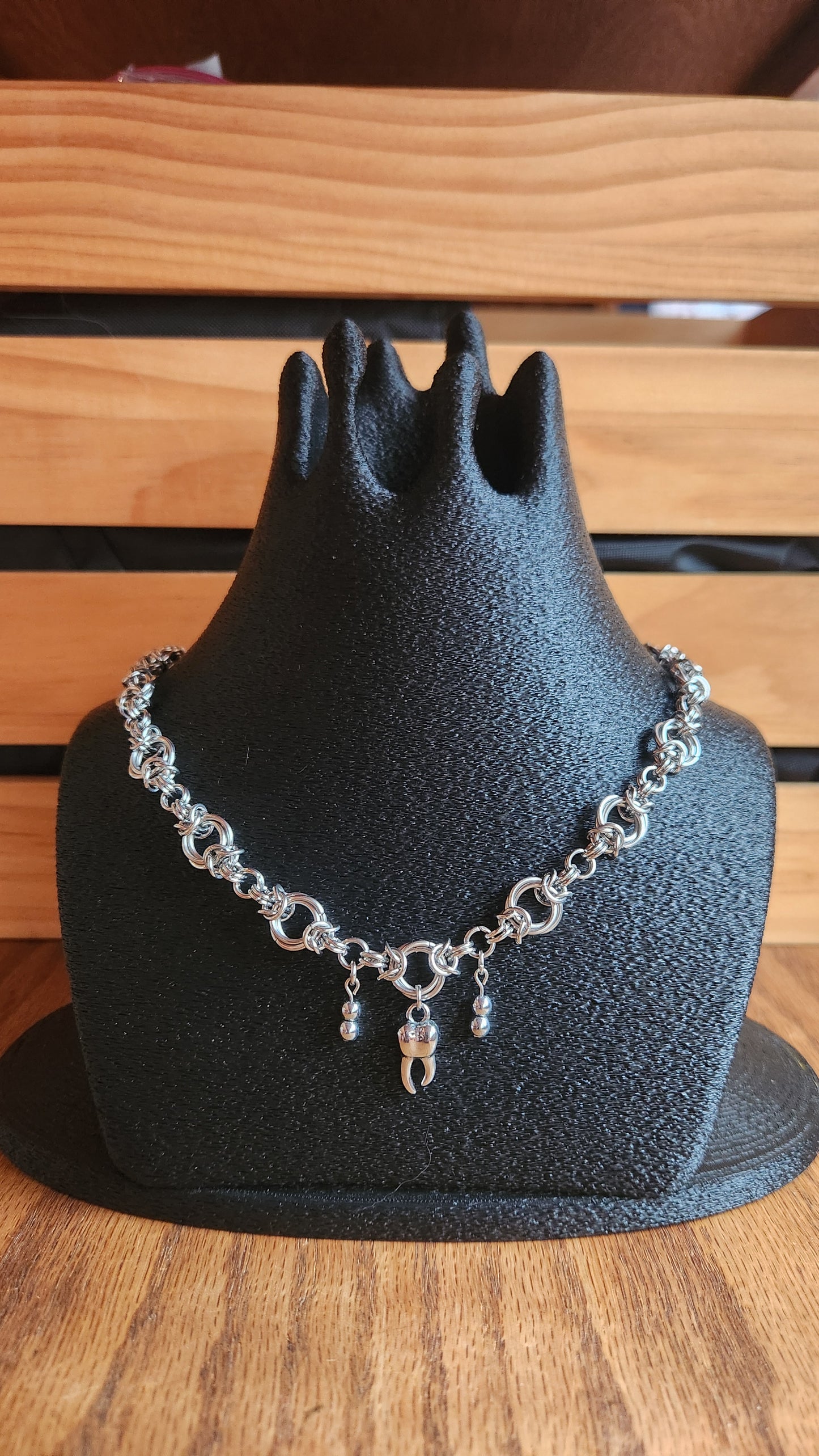 Tooth Vortex Chainmaille
