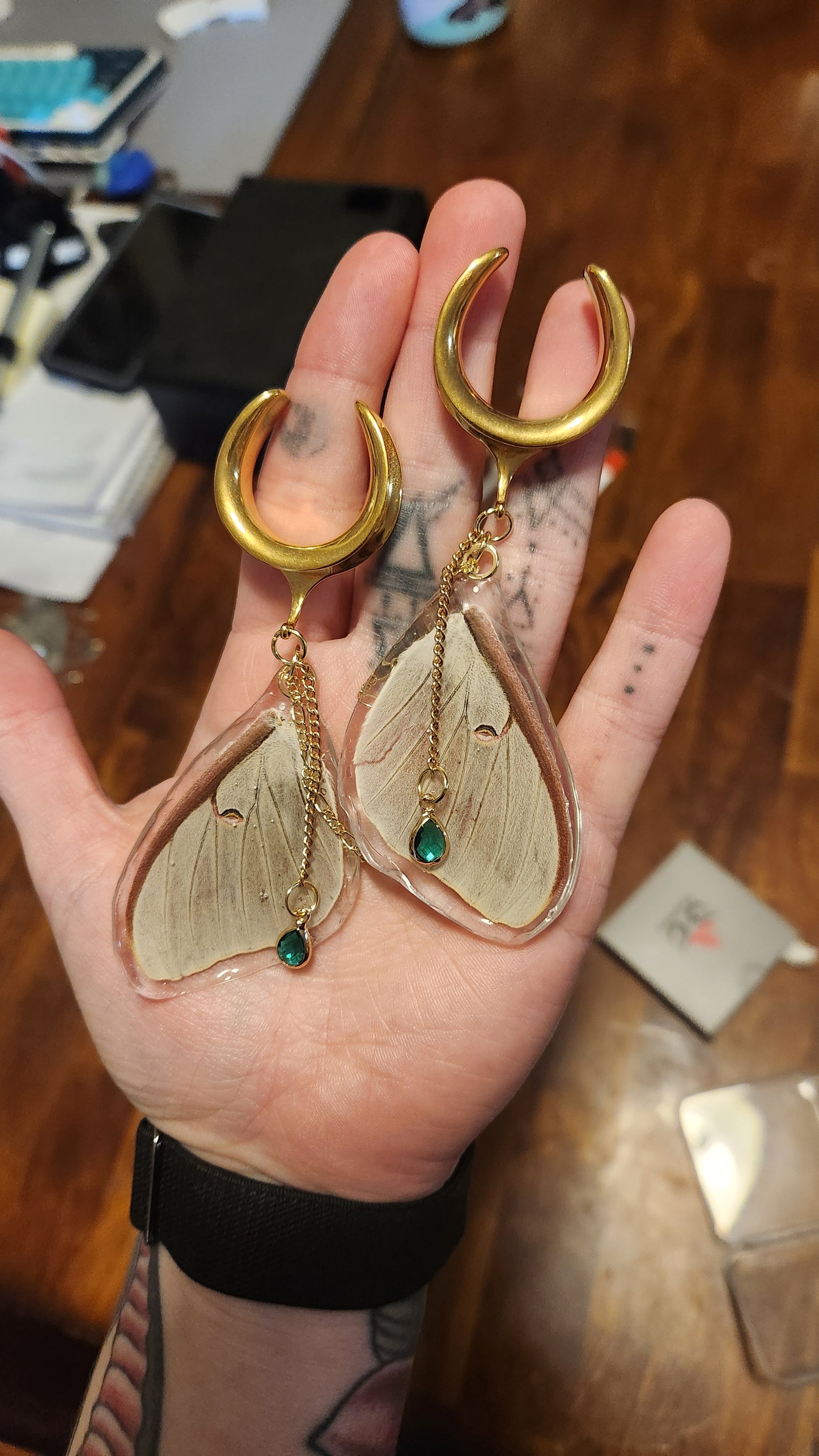 Luna Moth ear-wings 25mm
