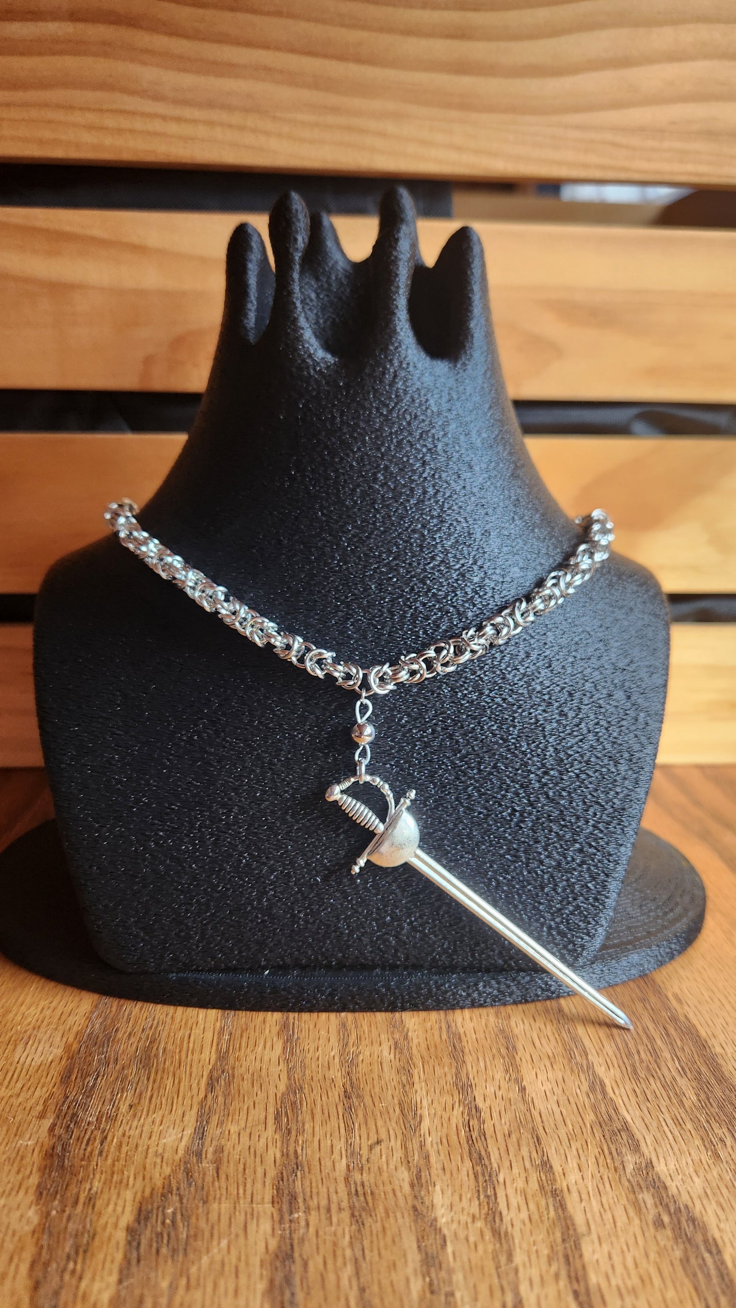 16 inch chain with rapier pendant