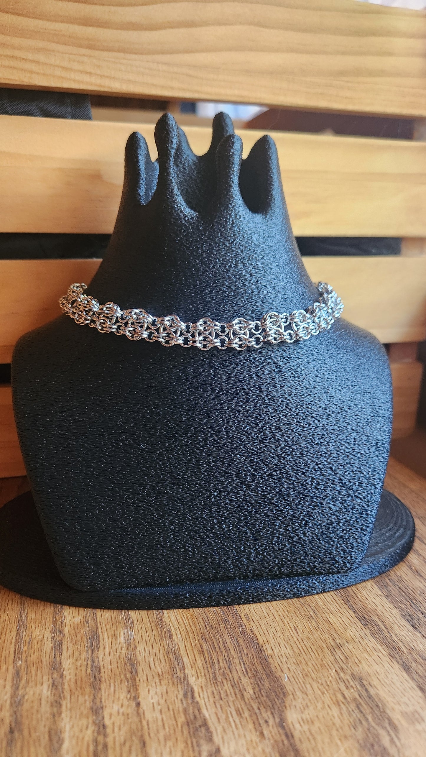 Chainmaille choker 14in