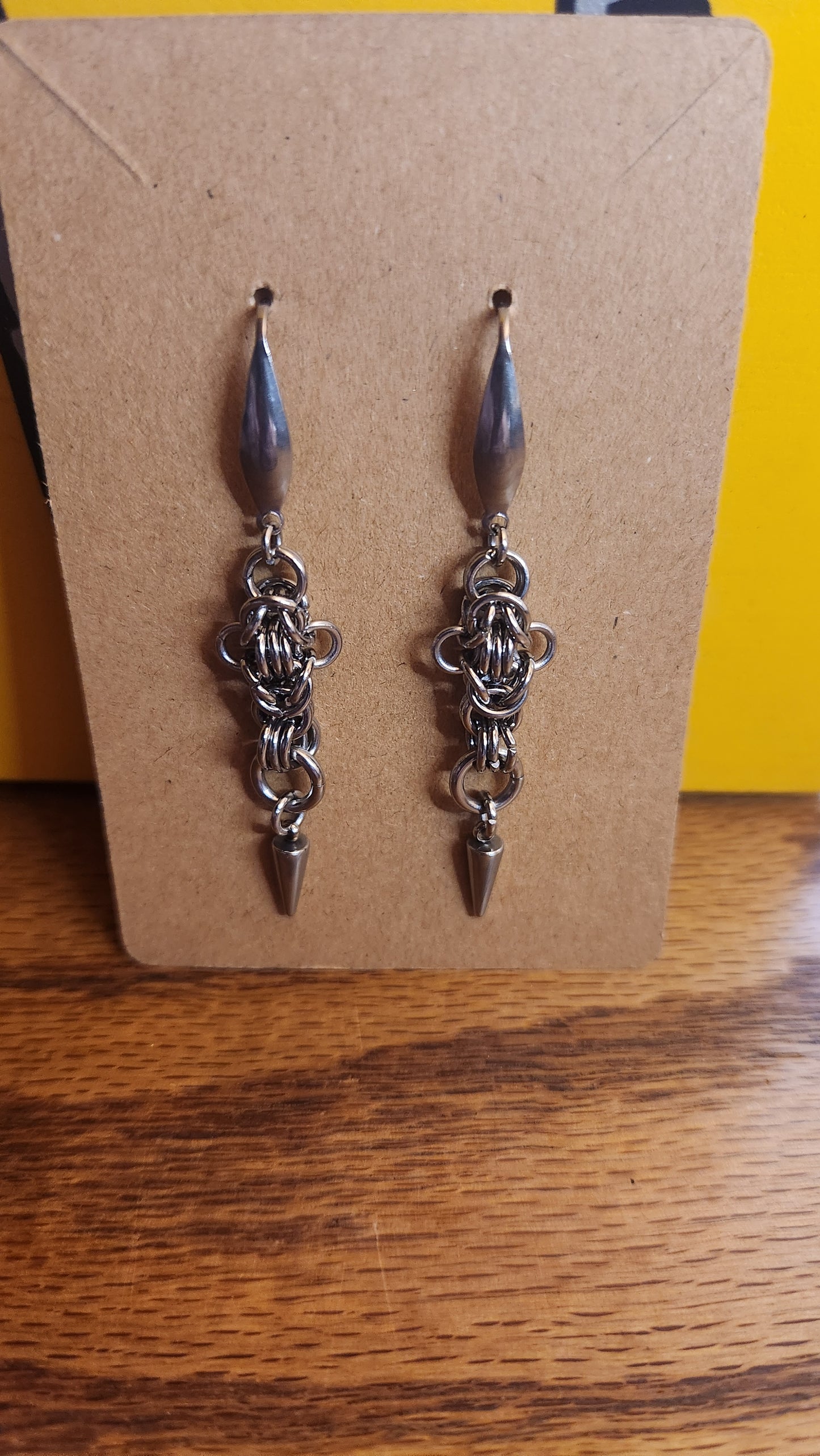 Chainmaille earrings spike