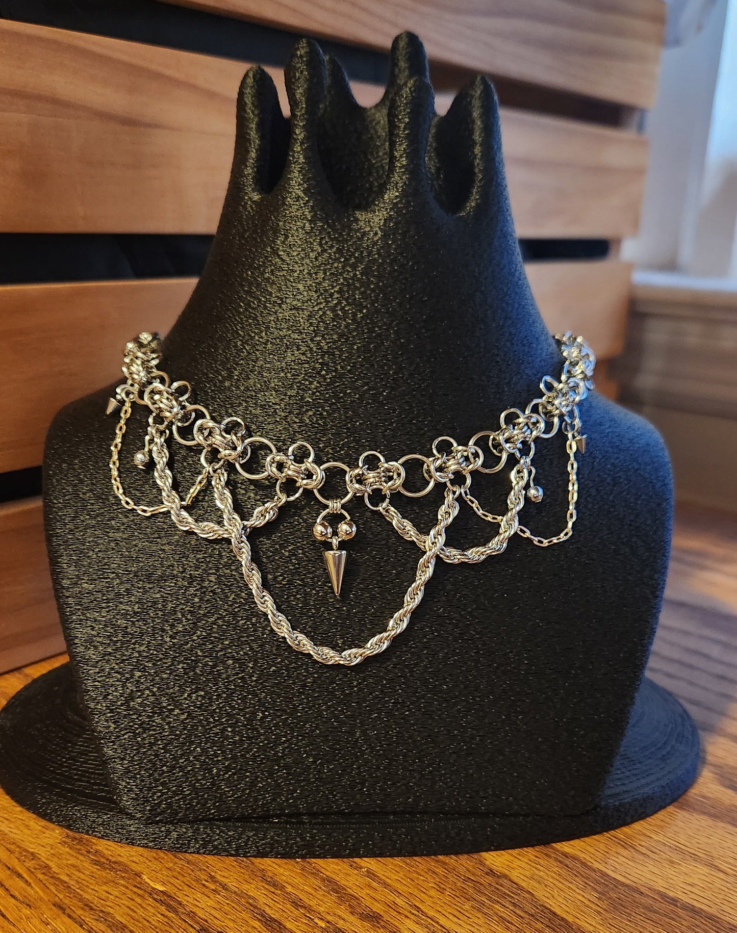 Chandelier chainwork