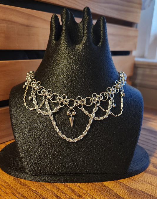 Chandelier chainwork